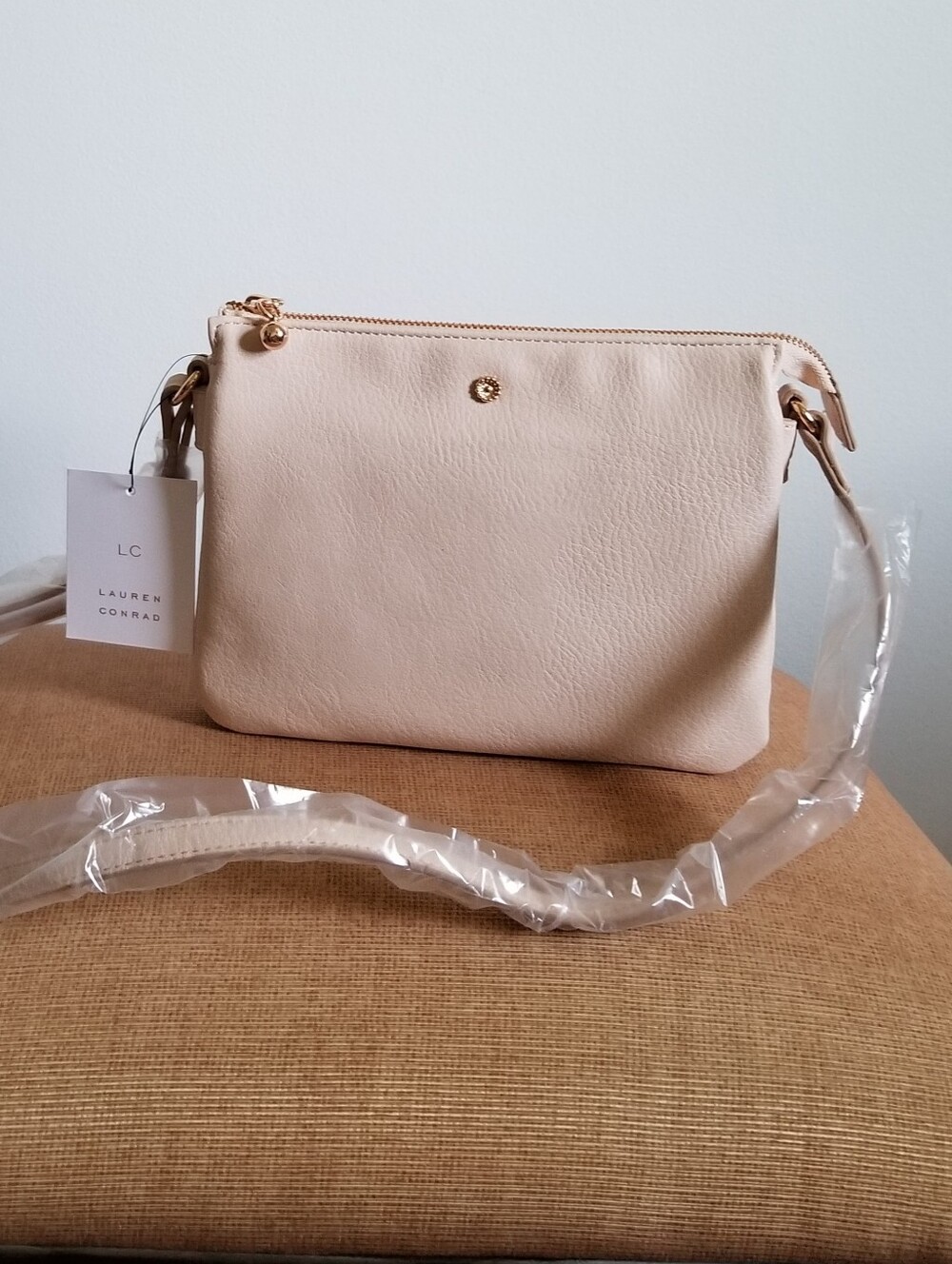 LC Lauren Conrad Light Cream Pebble Crossbody with Gold Hardware